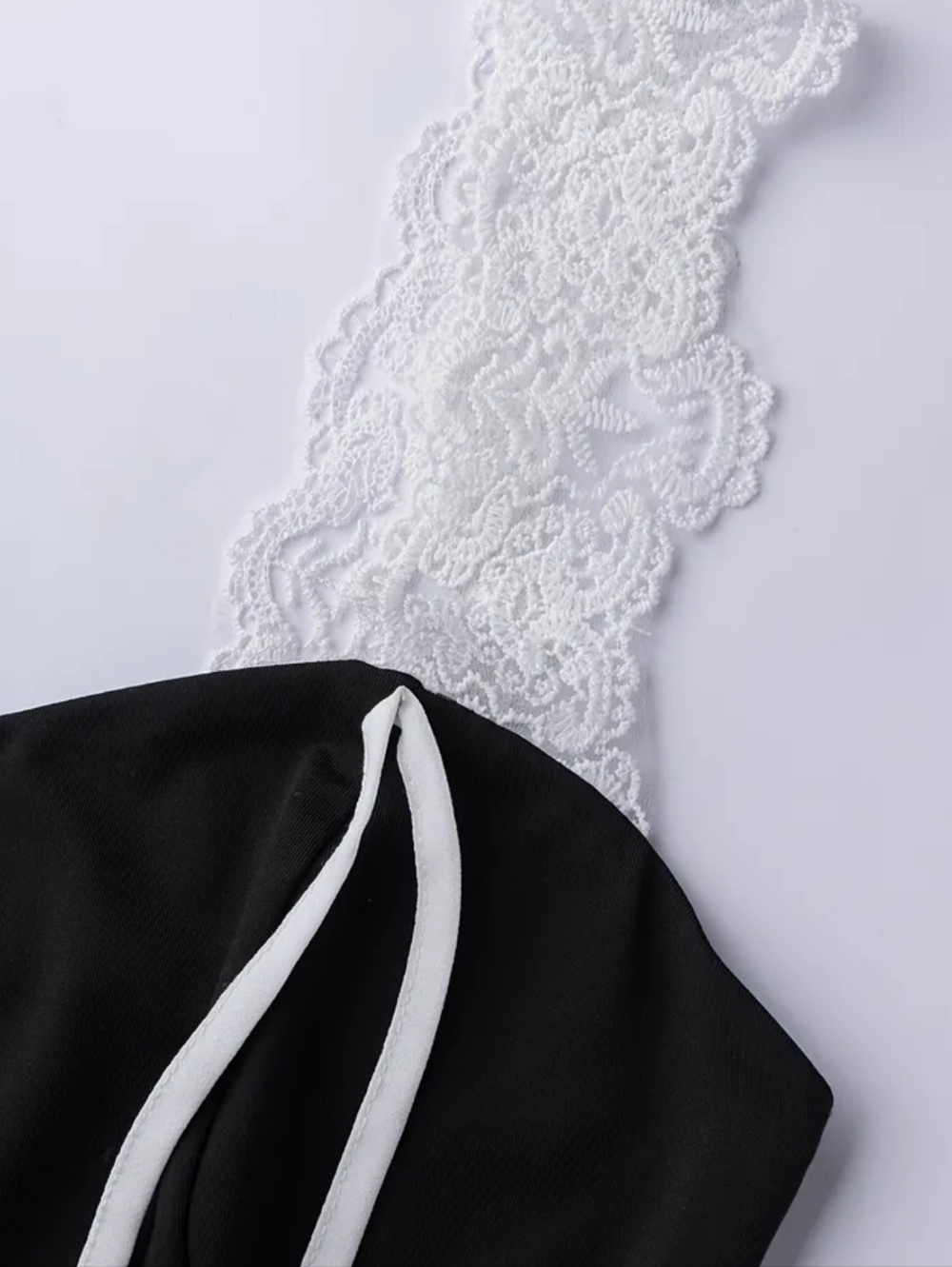 Elegant Black Maxi Dress with White Lace Straps - Picture 4 of 5